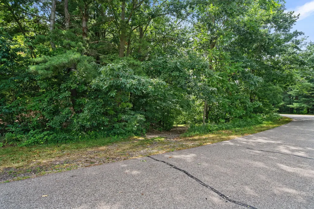 1765 Fairview Drive Allegan Township MI 49010