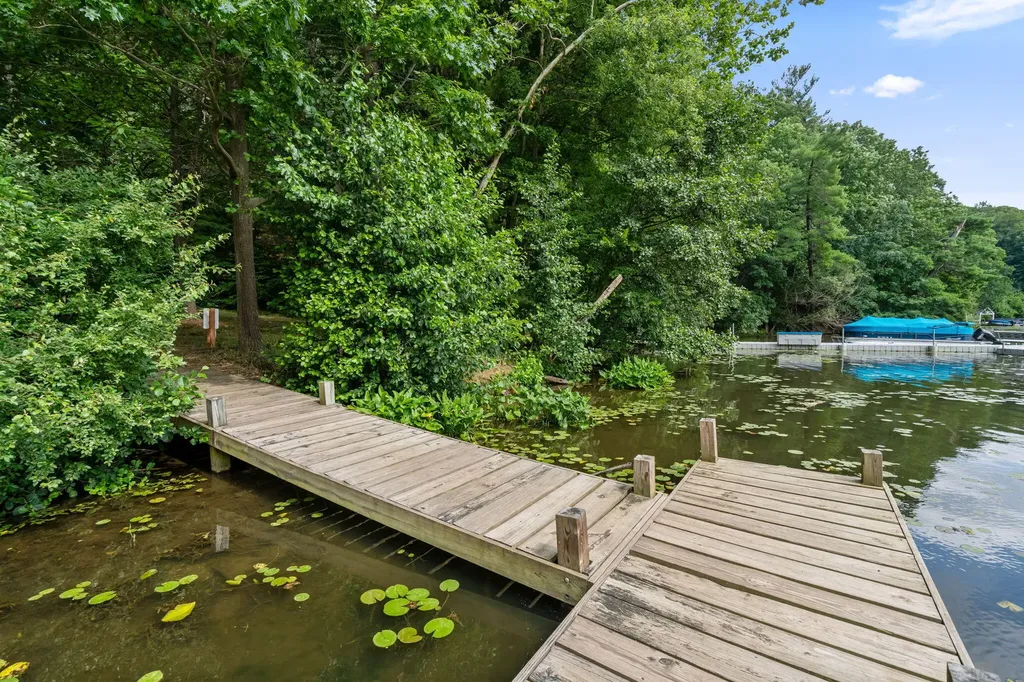 1765 Fairview Drive Allegan Township MI 49010