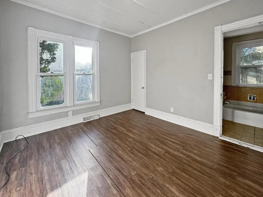 368 Garfield Avenue Battle Creek City MI 49017