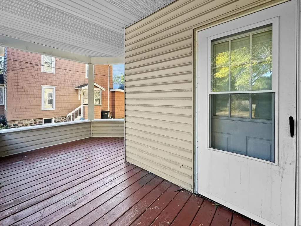 368 Garfield Avenue Battle Creek City MI 49017