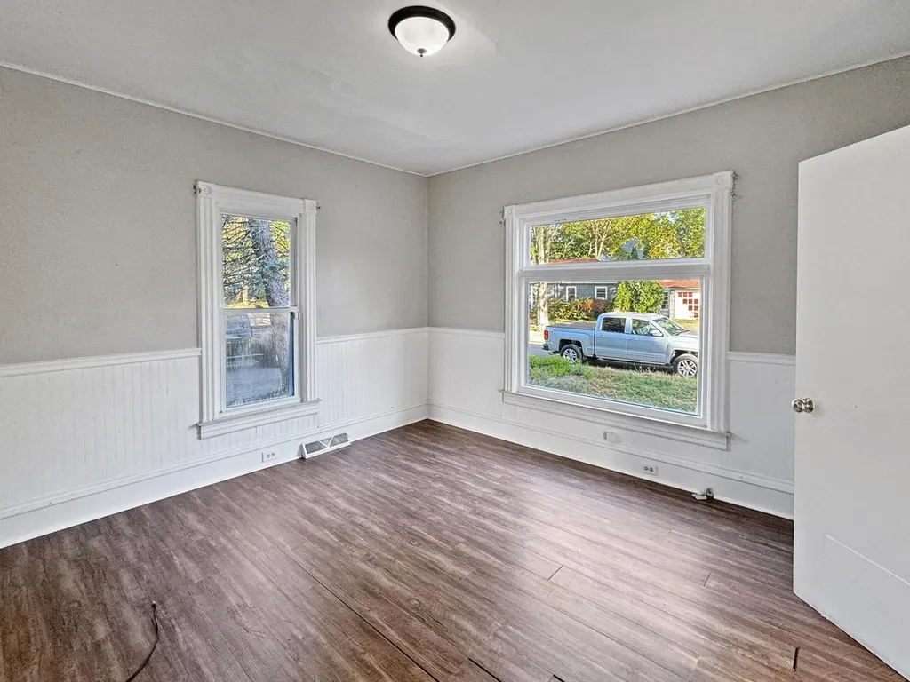 368 Garfield Avenue Battle Creek City MI 49017