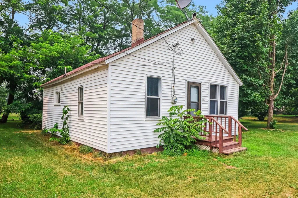 508 Maple Street Decatur Village MI 49045