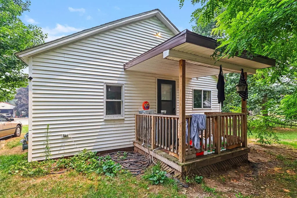 508 Maple Street Decatur Village MI 49045