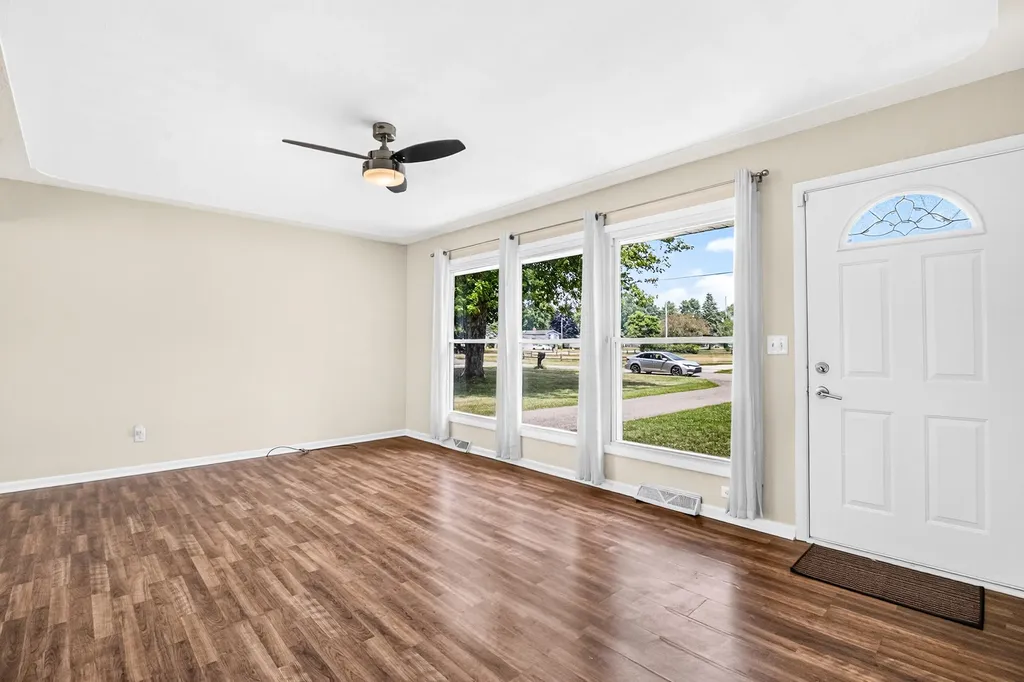 408 Upson Lane Pennfield Charter Township MI 49017