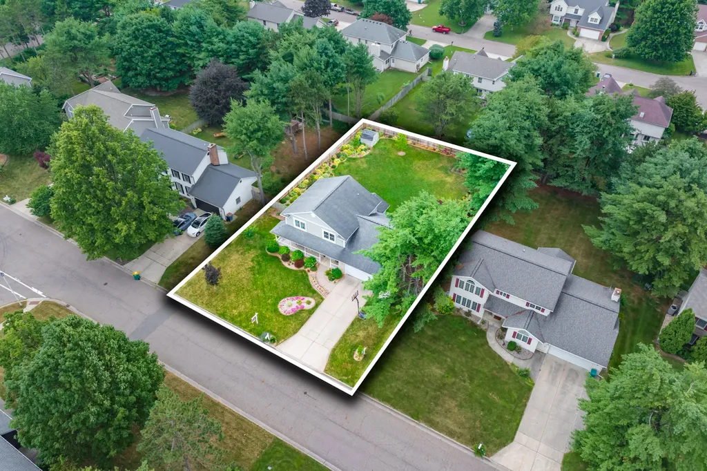 6118 Sablewood Circle Portage City MI 49024