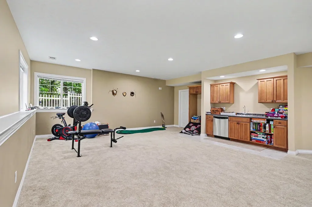 182 Woodhaven Drive Battle Creek City MI 49015