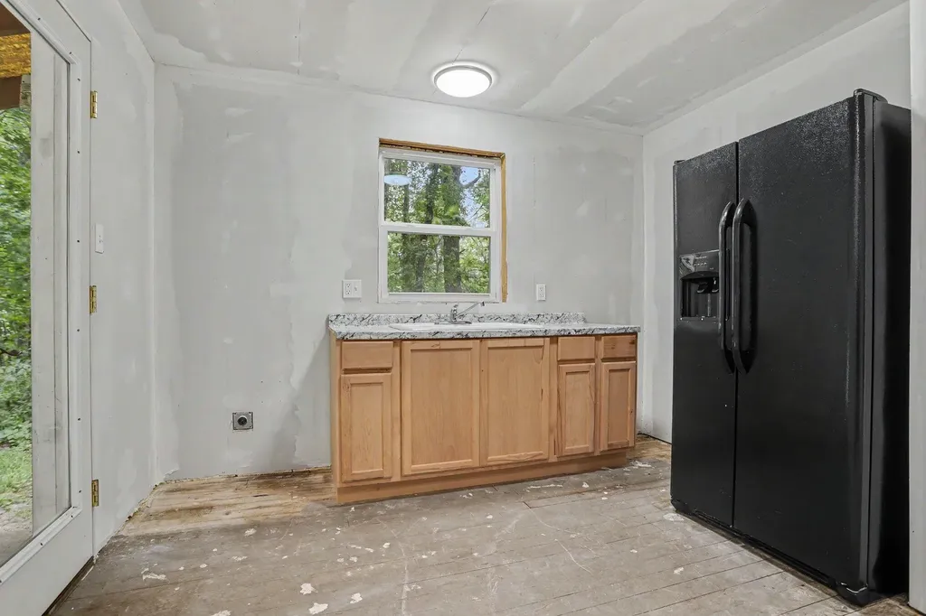 5372 W Guernsey Lake Road Hope Township MI 49046