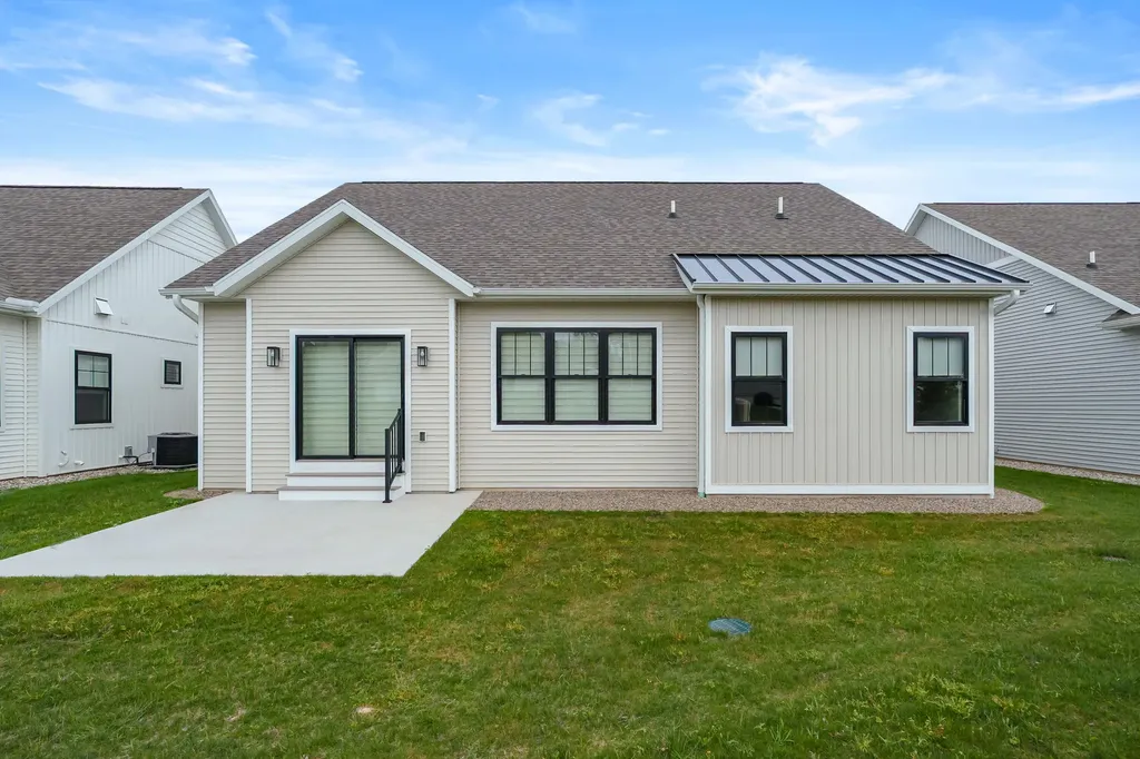5405 Harborview Pass Oshtemo Charter Township MI 49009