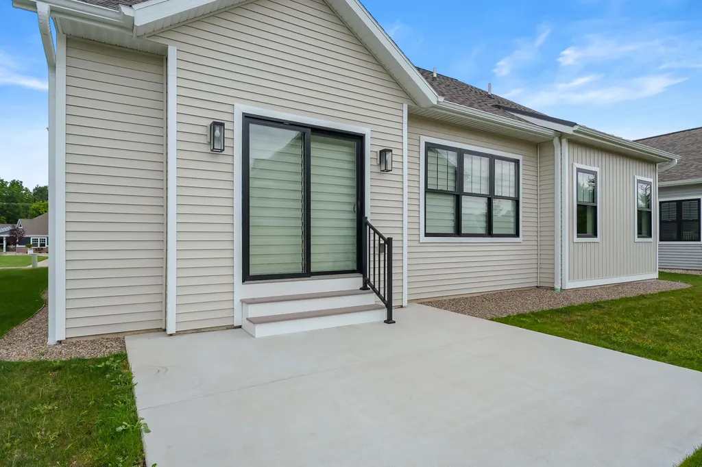 5405 Harborview Pass Oshtemo Charter Township MI 49009