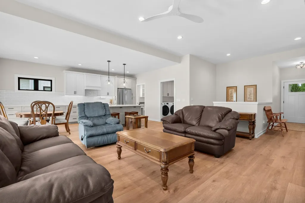 5405 Harborview Pass Oshtemo Charter Township MI 49009