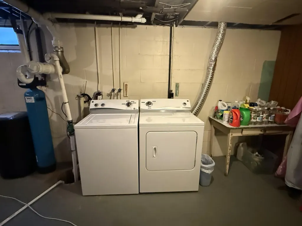 32 Ashley Court Emmett Charter Township MI 49014
