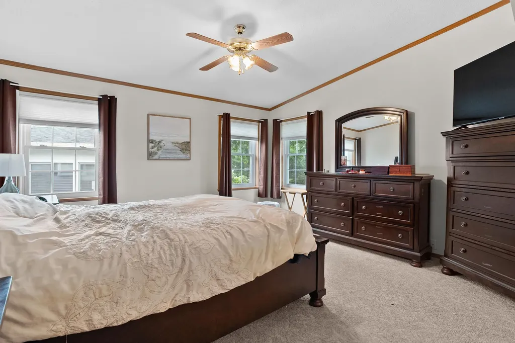 5289 Pine Arbor Ridge Richland Township MI 49004