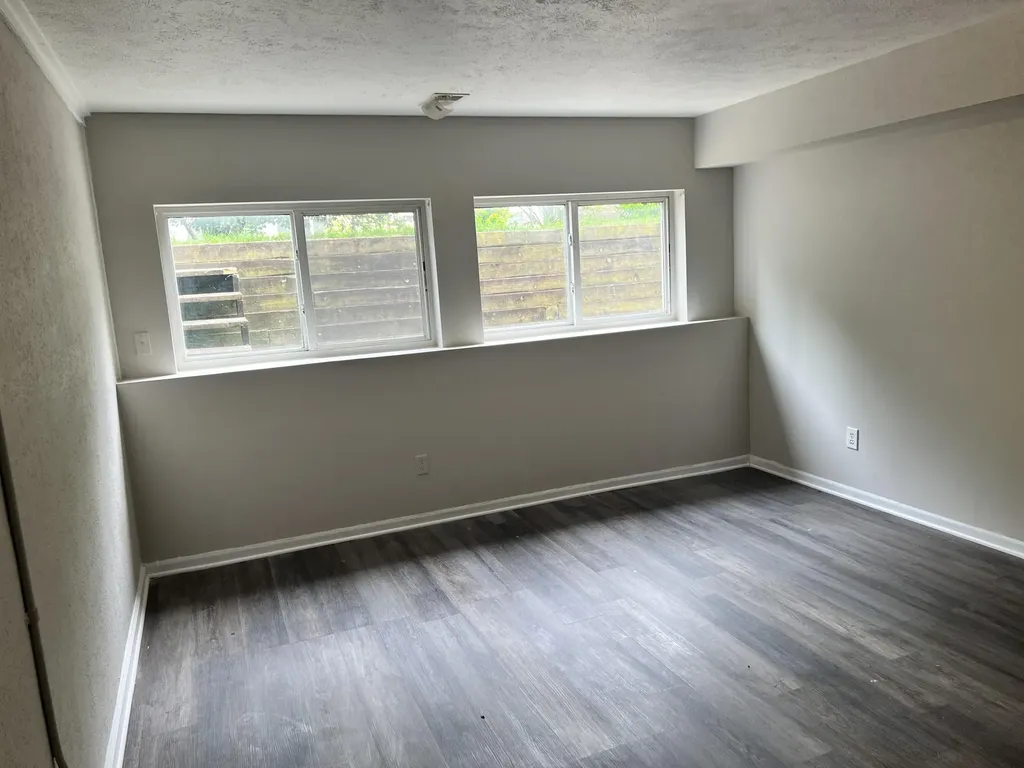 4225 Chelten Avenue Kalamazoo City MI 49006