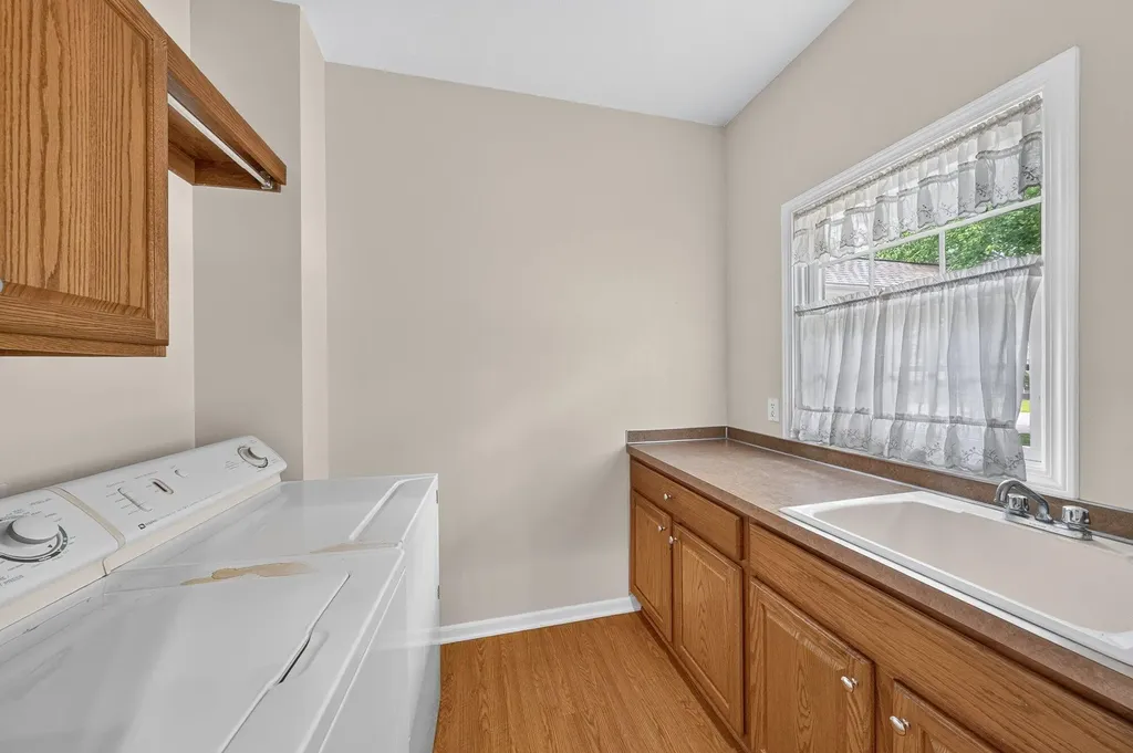 1718 Big Timber Court NE Grand Rapids City MI 49505