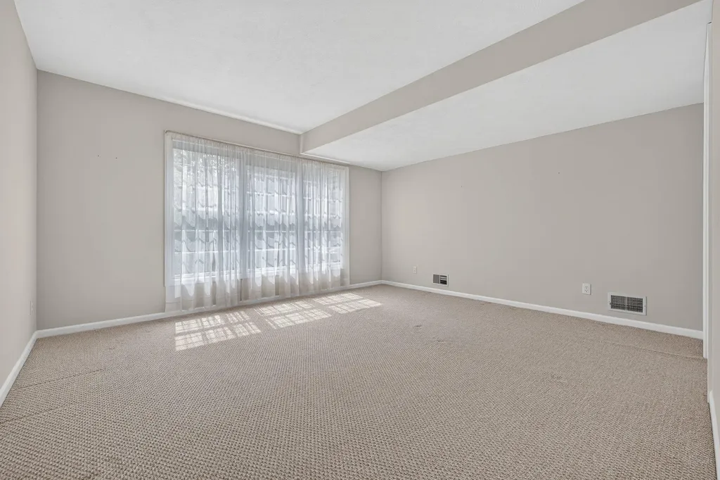 1718 Big Timber Court NE Grand Rapids City MI 49505