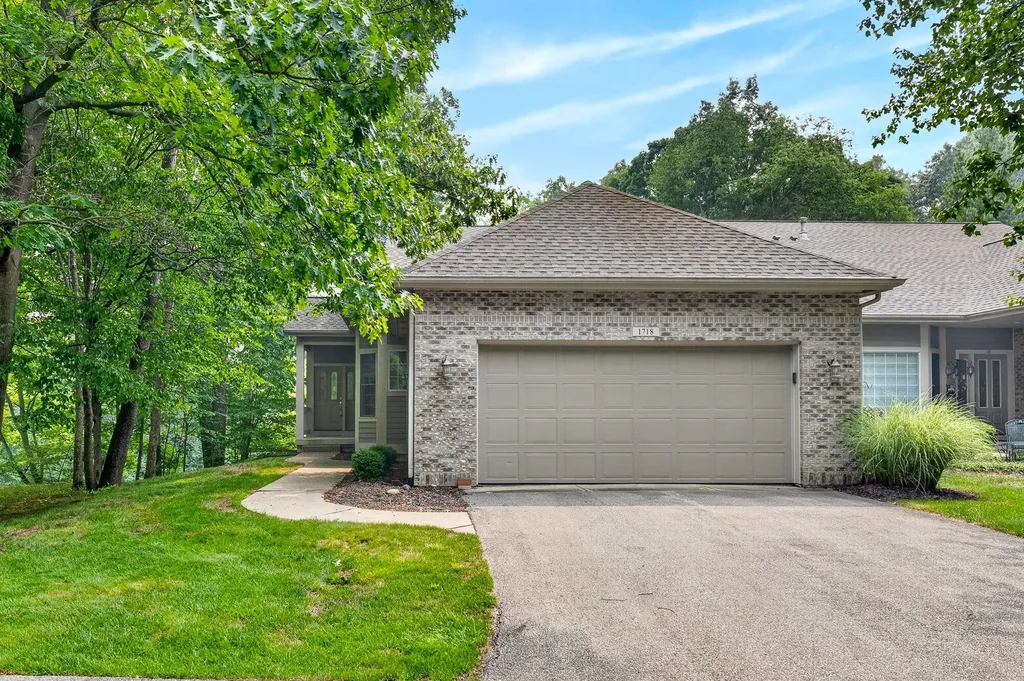 1718 Big Timber Court NE Grand Rapids City MI 49505