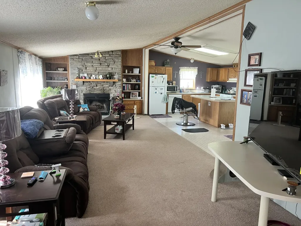 501 N Us 131 Highway #60 White Pigeon Village MI 49099