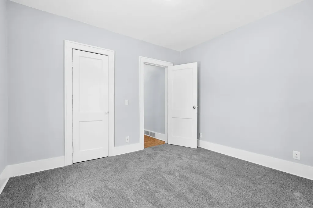 132 & 130 Gilkison Avenue Kalamazoo Charter Township MI 49006