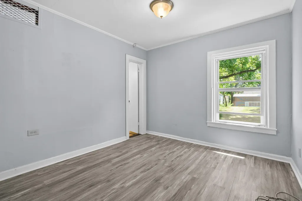 132 & 130 Gilkison Avenue Kalamazoo Charter Township MI 49006