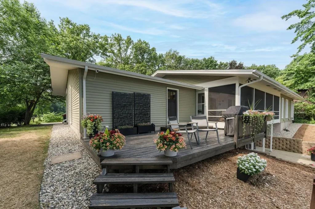 121 S Lake Doster Drive Gun Plain Township MI 49080