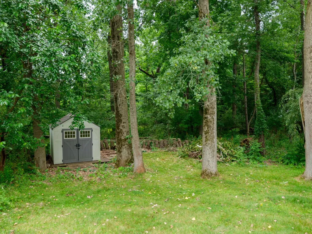 22977 Grandeur Avenue Mattawan Village MI 49071