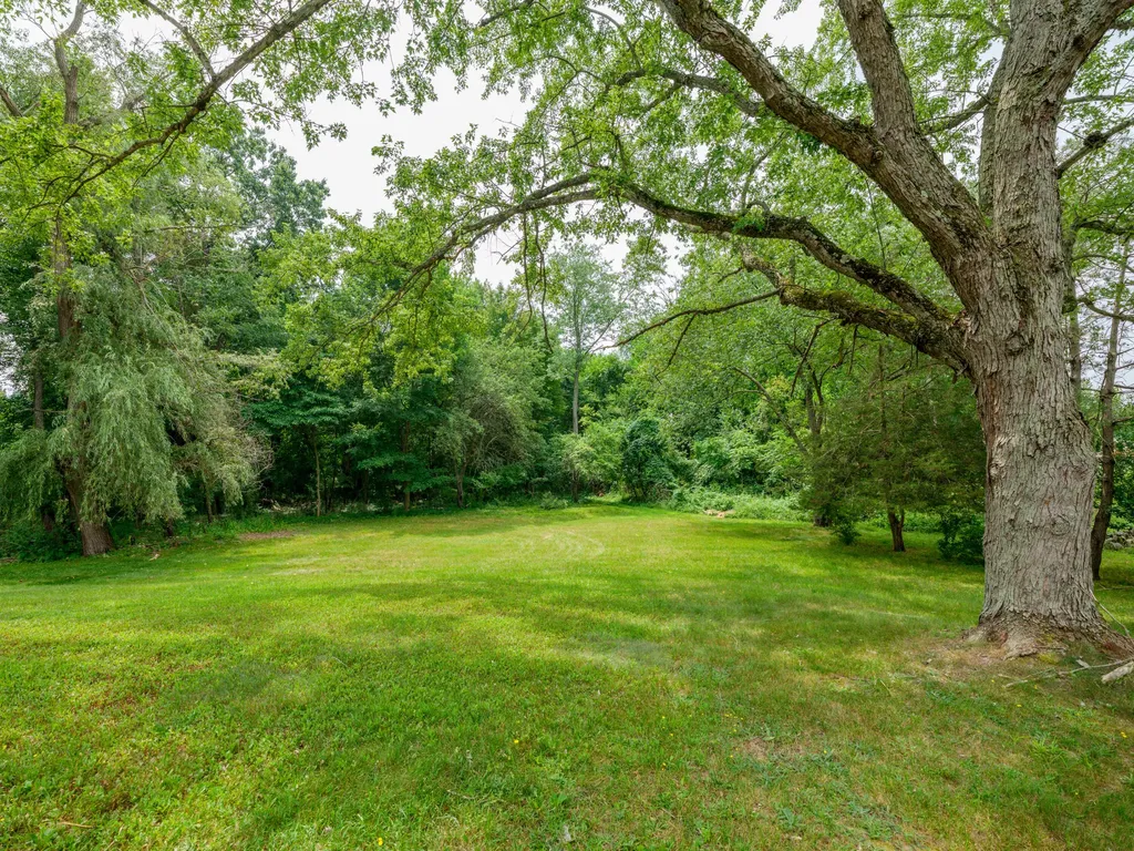 22977 Grandeur Avenue Mattawan Village MI 49071