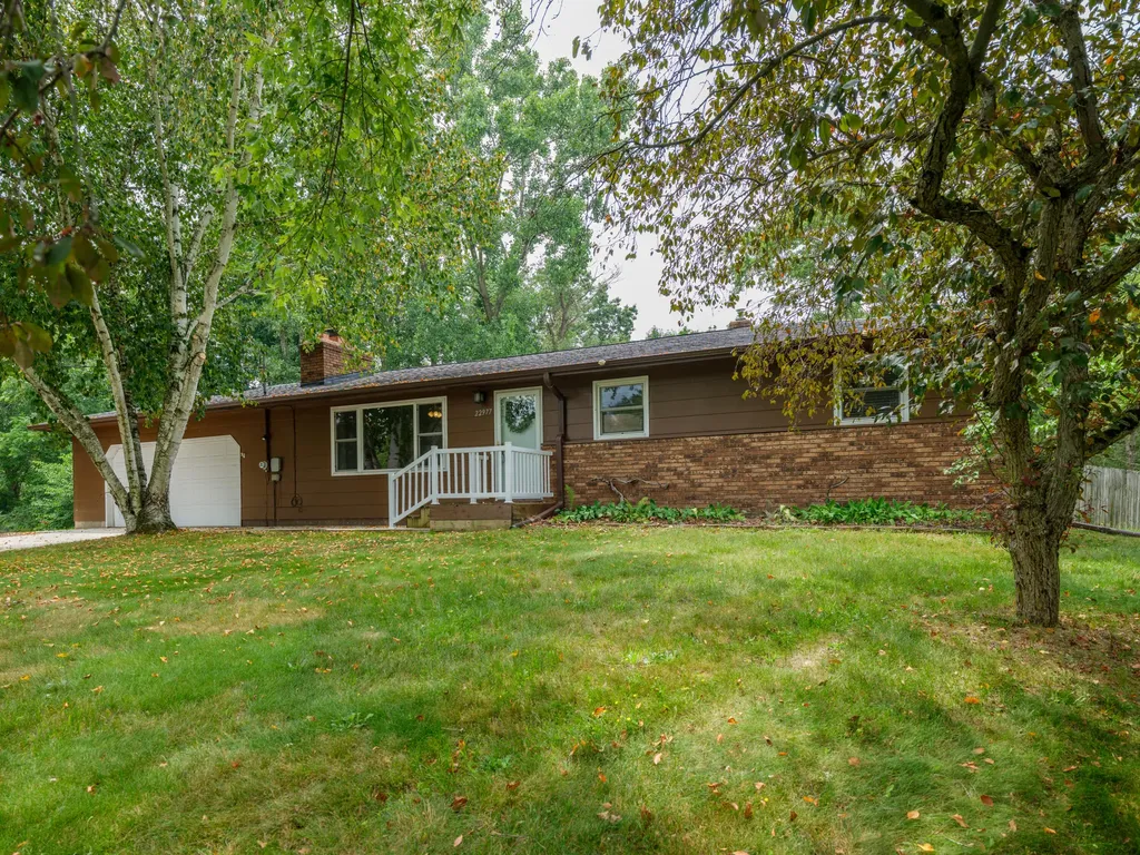 22977 Grandeur Avenue Mattawan Village MI 49071