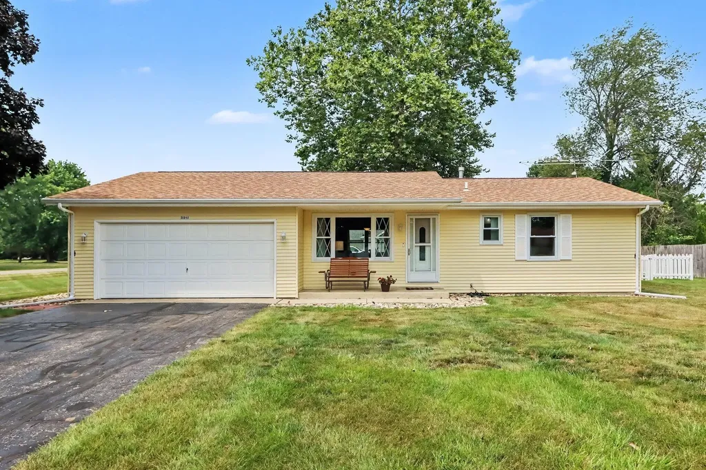 56848 Bow Drive Lockport Township MI 49093