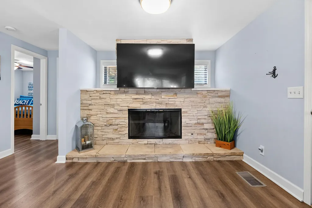 92709 Gravel Lake Drive Porter Township MI 49065