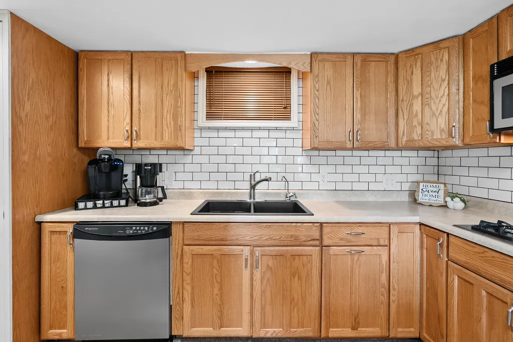 92709 Gravel Lake Drive Porter Township MI 49065