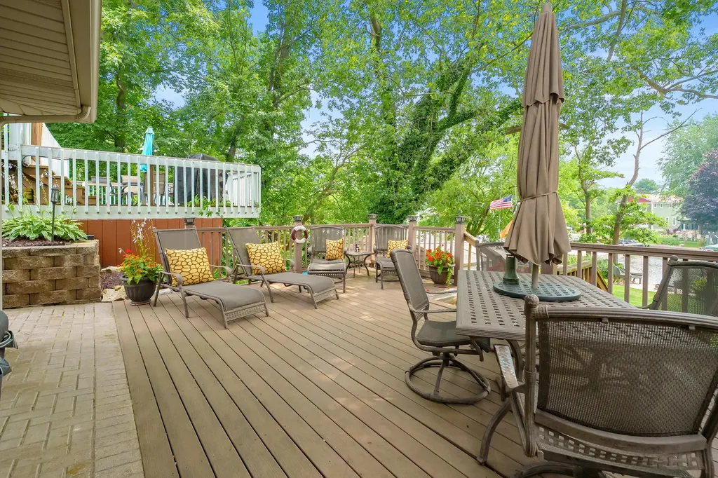 92709 Gravel Lake Drive Porter Township MI 49065
