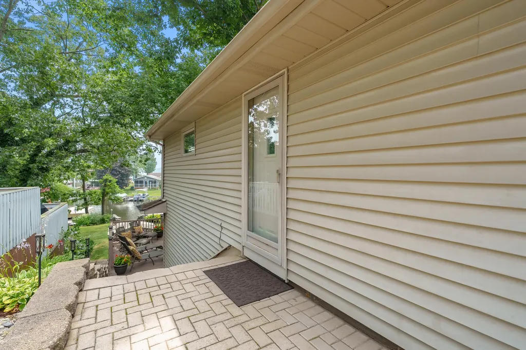 92709 Gravel Lake Drive Porter Township MI 49065