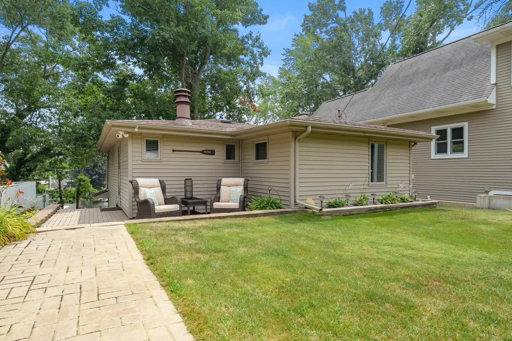 92709 Gravel Lake Drive Porter Township MI 49065