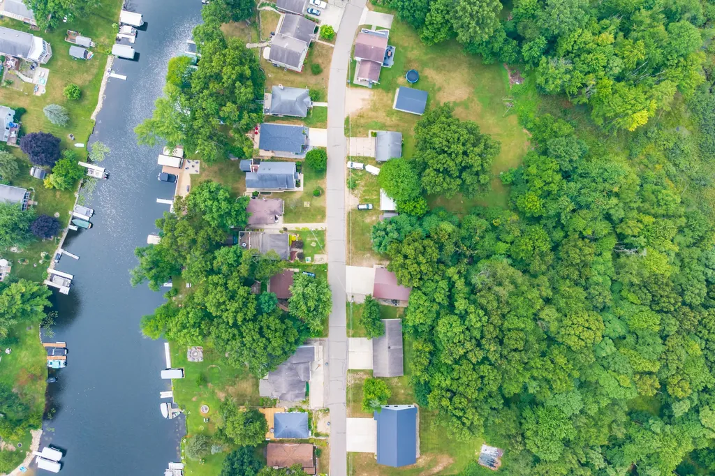 92709 Gravel Lake Drive Porter Township MI 49065