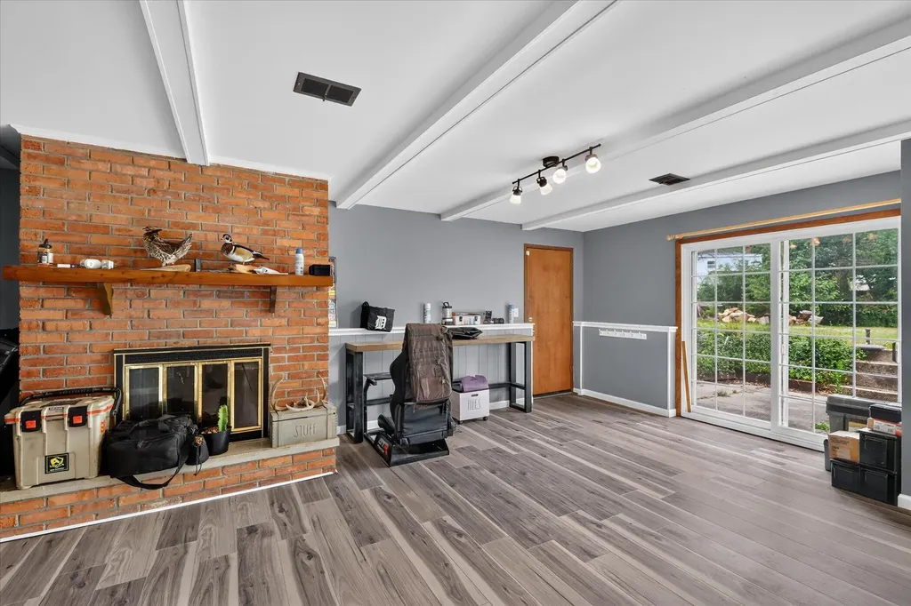 1408 Regina Avenue Portage City MI 49024