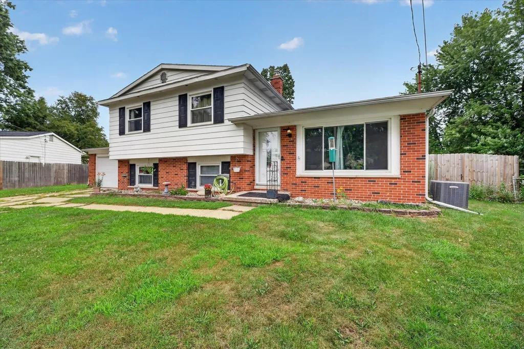 1408 Regina Avenue Portage City MI 49024