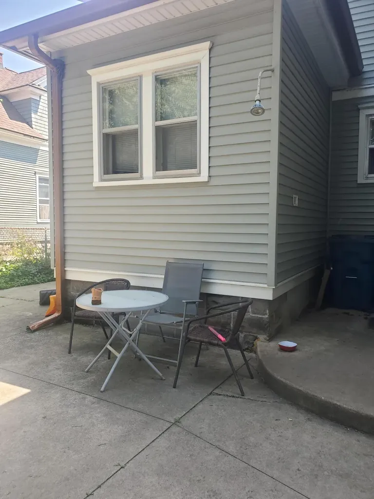 75-77 Woolnough Avenue Battle Creek City MI 49015