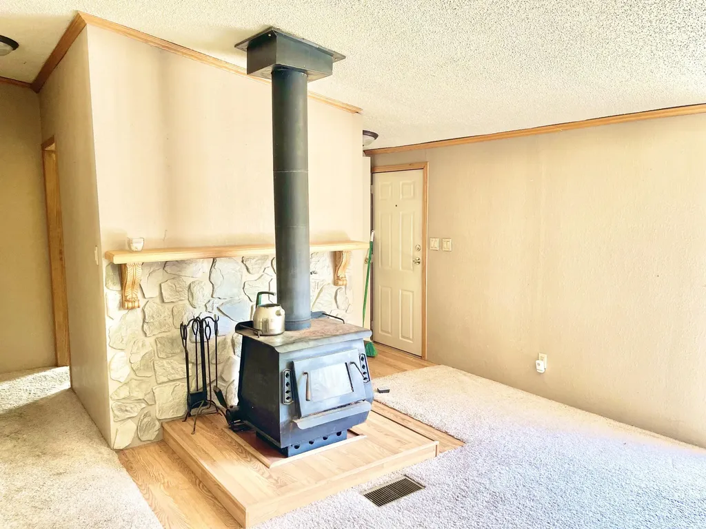 13830 Riverside Drive Constantine Township MI 49042