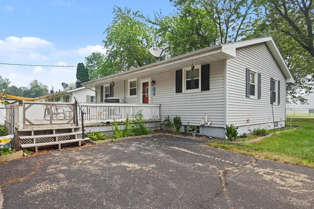 900 Jefferson Street Three Rivers City MI 49093