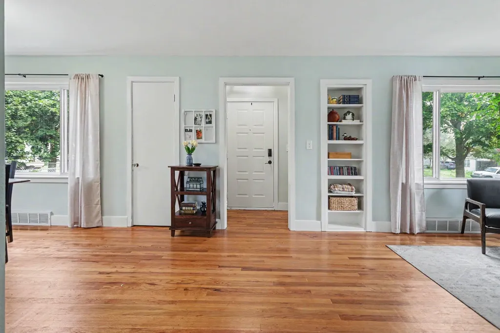 428 Pleasantview Drive Battle Creek City MI 49017