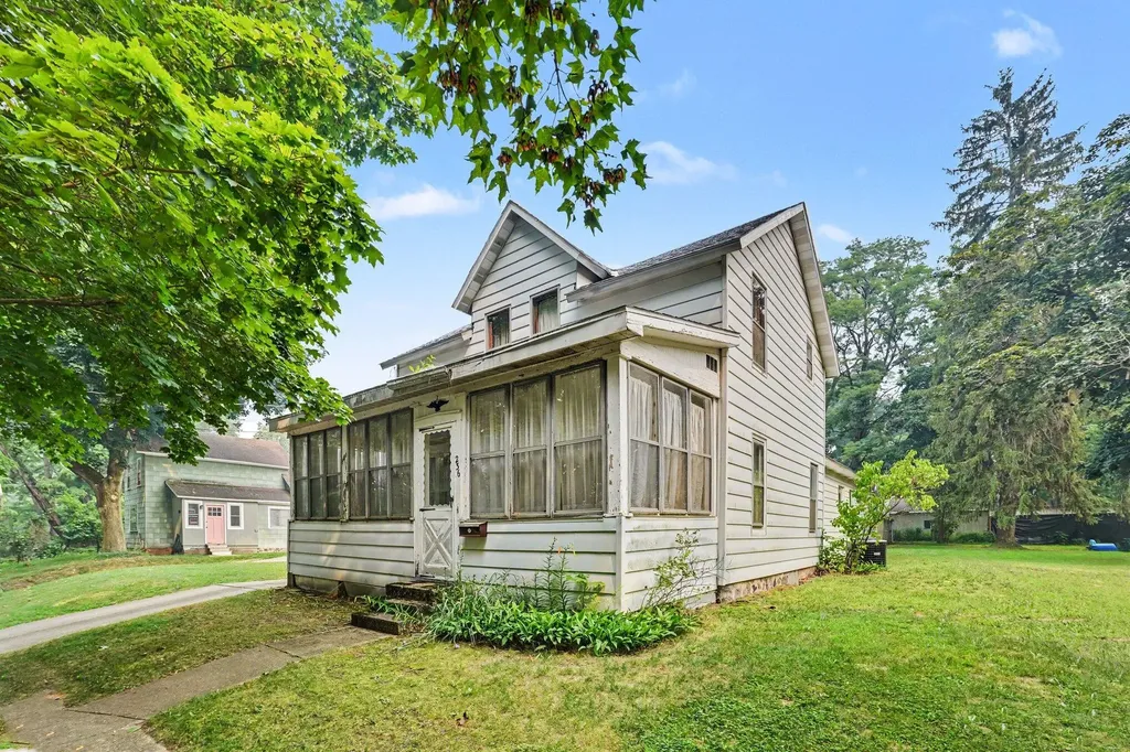 236 Cora Street Allegan City MI 49010