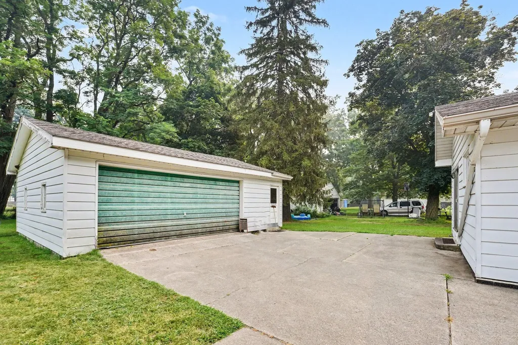 236 Cora Street Allegan City MI 49010
