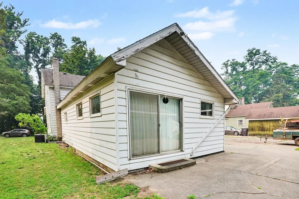 236 Cora Street Allegan City MI 49010
