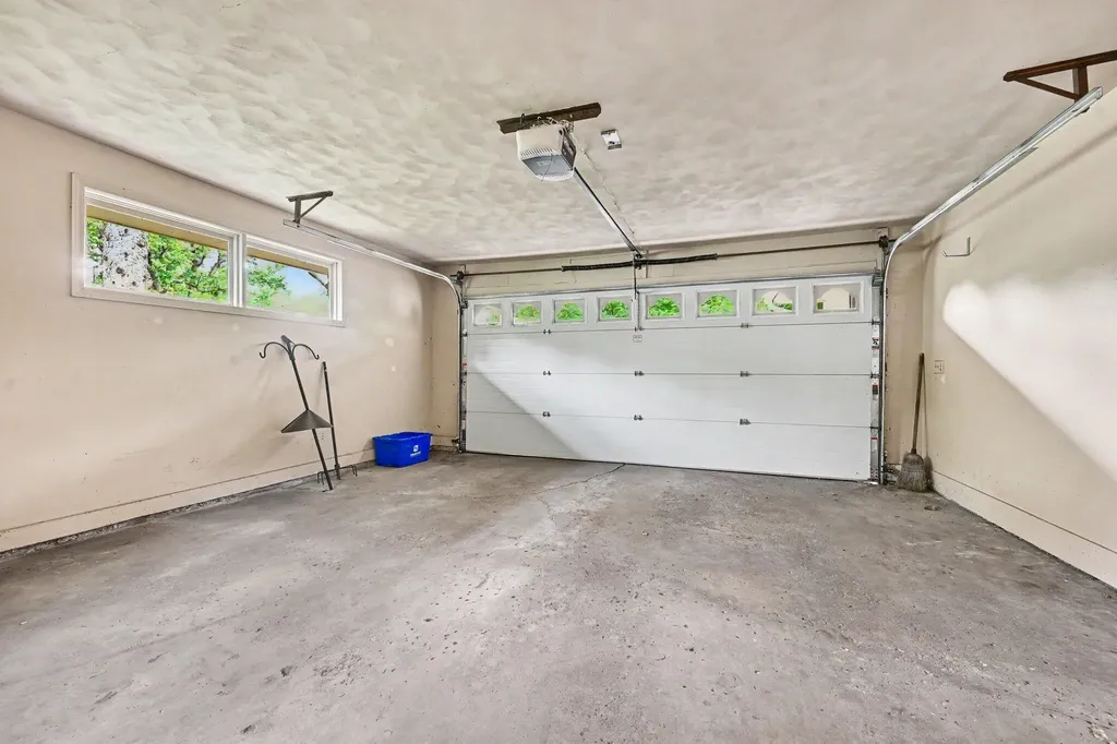 1926 Greenbriar Drive Portage City MI 49024