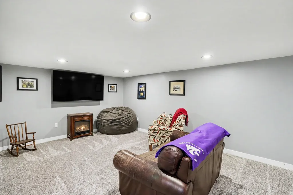 1025 Clausen Avenue Three Rivers City MI 49093