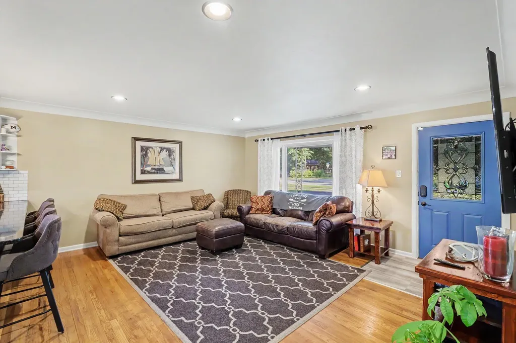 1025 Clausen Avenue Three Rivers City MI 49093