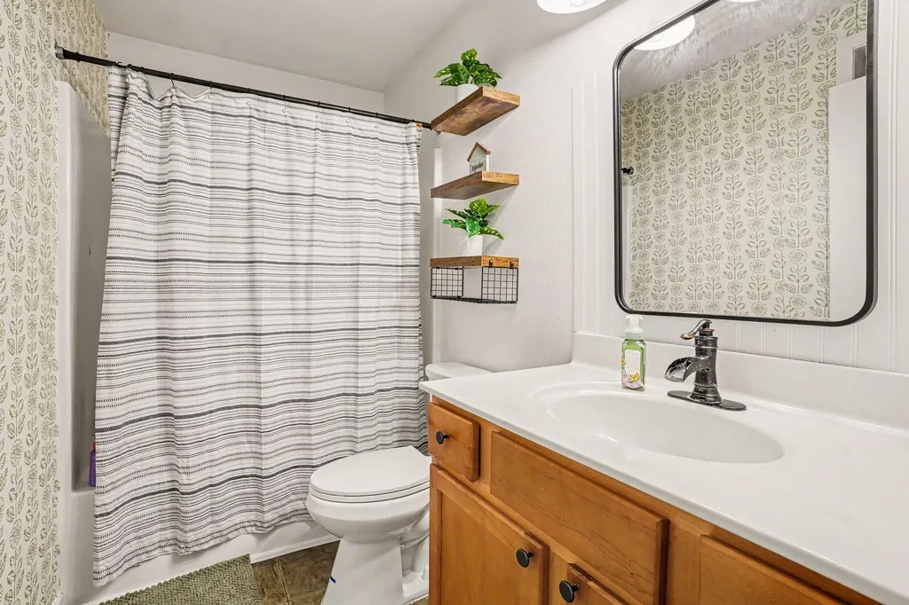 656 Cliffwood Avenue Portage City MI 49002