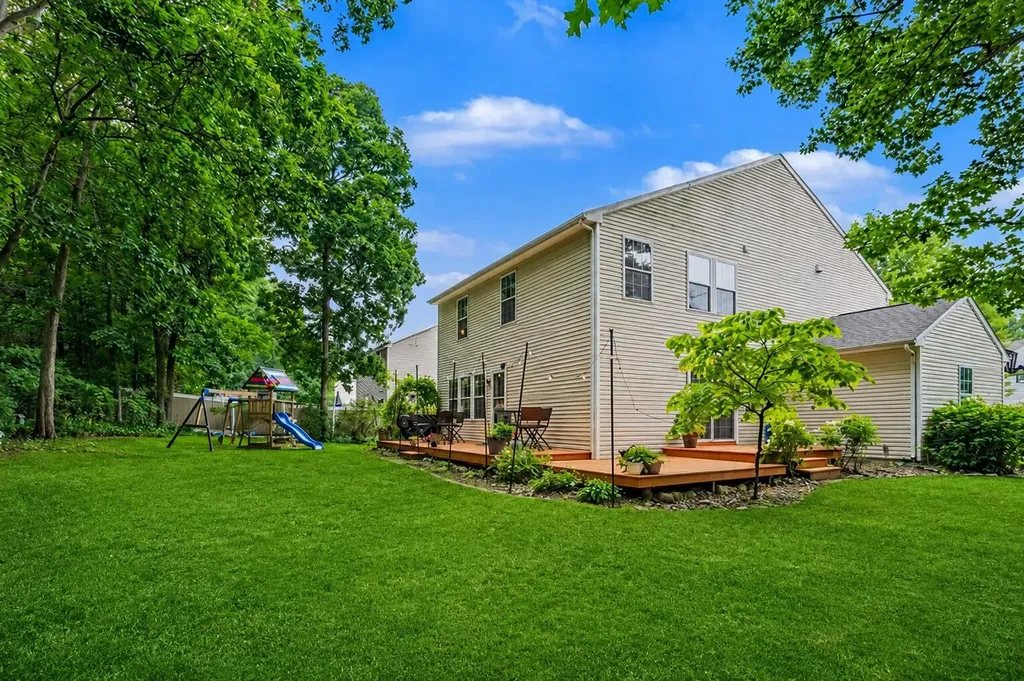 656 Cliffwood Avenue Portage City MI 49002