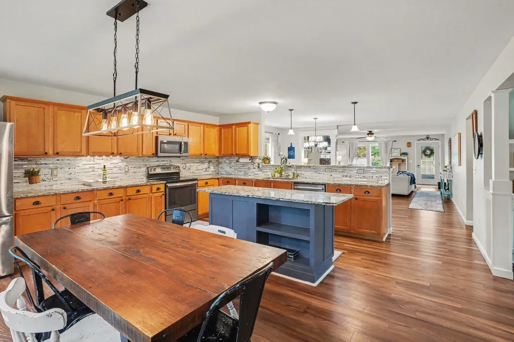 656 Cliffwood Avenue Portage City MI 49002