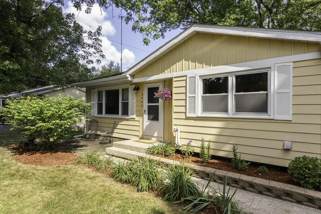 4903 E T U Avenue Schoolcraft Township MI 49097
